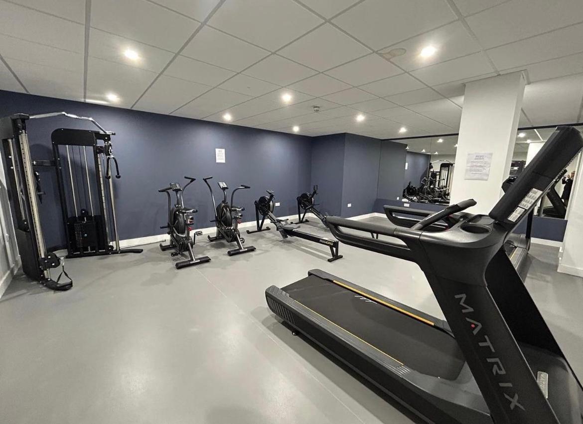 New One Bedroom Luxury Apartment In Solihull Esterno foto